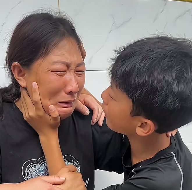 卡友千里免费接回13岁儿哭喊：爹回家了PG麻将胡了河北44岁卡友范刚猝死！(图8)